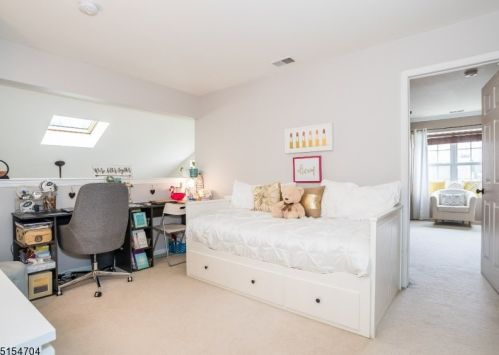 21 Pelican Pt, Fredon NJ 07860-2801 exterior