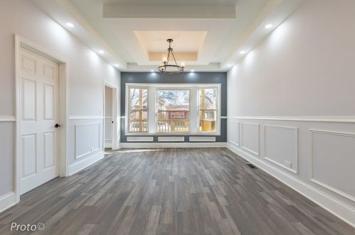 6654 Wood St, Chicago, IL 60636-3018