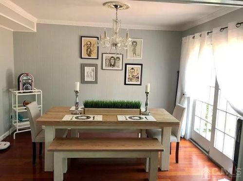 218 Shirley Ave, Edison NJ  08820-1323 exterior