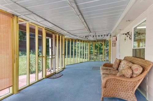 5910 Charles Ln, Austell GA 30106-3127 exterior