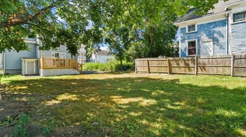 107 Bernon St, Providence RI  02908-3721 exterior