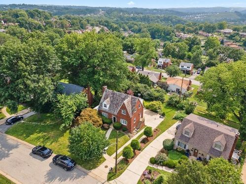 536 Oxford Blvd, Pittsburgh, PA 15243-1562