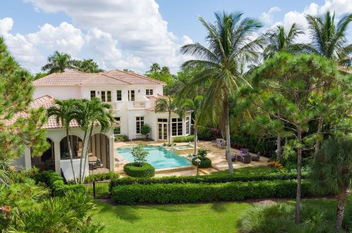 3855 Isla Del Sol Way, Naples FL  34114-9484 exterior