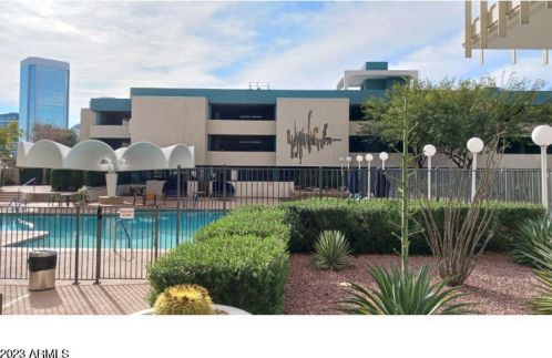 207 Clarendon Ave, Phoenix AZ  85013-3408 exterior