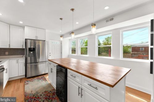 632 Chaplin St, Washington DC  20019-4245 exterior