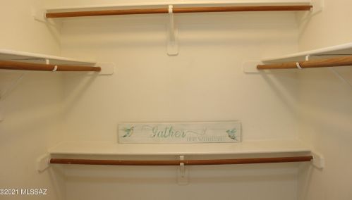 5751 Kolb Rd, Tucson AZ  39204-0871 exterior