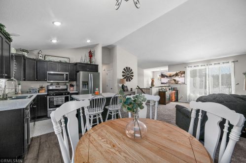 25966 23rd St, Zimmerman MN exterior