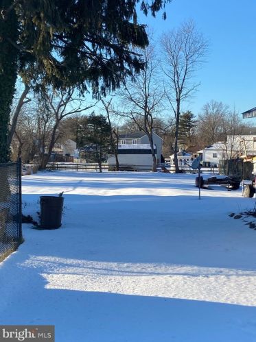 253 Kings Hwy, Clarksboro NJ 08020-1330 exterior