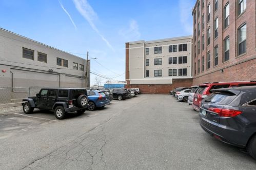 320 2nd St, Boston MA  02127-1310 exterior