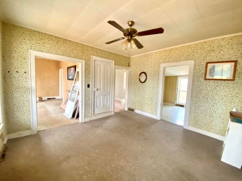 626 Division St, Big Rapids, MI 49307-1918