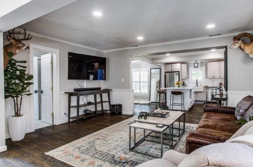 4606 Amherst Ave, Dallas TX  75209-3126 exterior