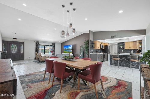 18811 12th Ave, Phoenix AZ  85027-5514 exterior