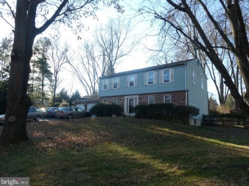 2453 Parallel Ln, Silver Spring, MD 20904-5450