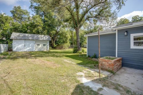 519 Gandy St, Denison TX  75021-2811 exterior