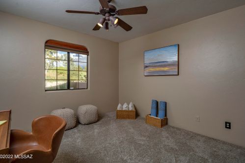 321 Golf Vw Dr, Tucson AZ 85737-9701 exterior