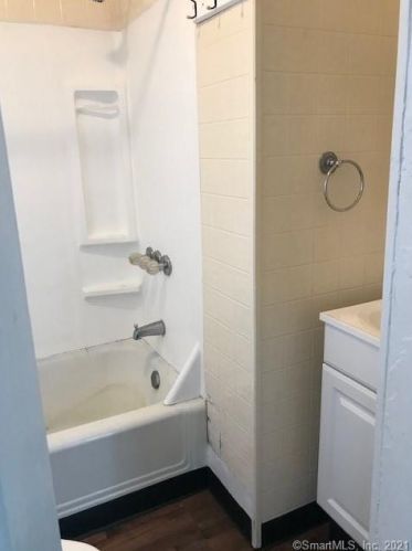 22 Osborne Ave, Norwalk CT 06855-1009 exterior