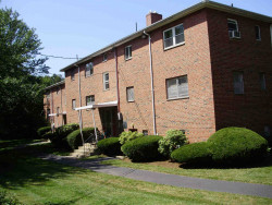 73 Walnut St, Newton MA  02460-1363 exterior