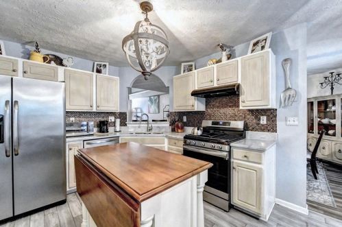 2320 Skylars Ml Way, Lithonia GA exterior