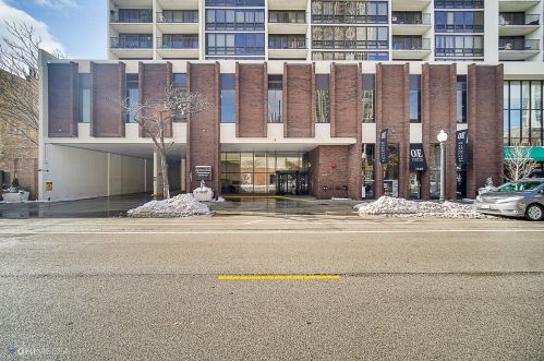 1636 Wells St, Chicago IL 60614-6037 exterior