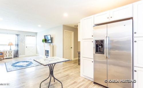 648 Andover St, Grand Rapids MI 49548-7673 exterior