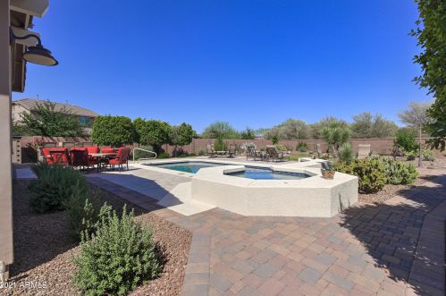 6151 Fresno St, Chandler AZ 85249-5589 exterior