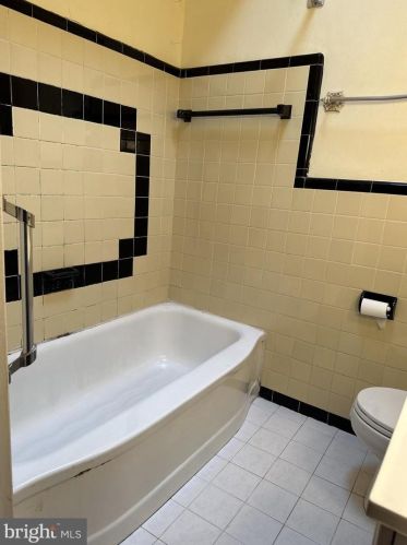 711 Rively Ave, Manor PA 19036-1118 exterior