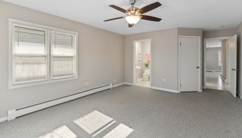 245 Kimbell Ave, Elmhurst IL 60126-1829 exterior