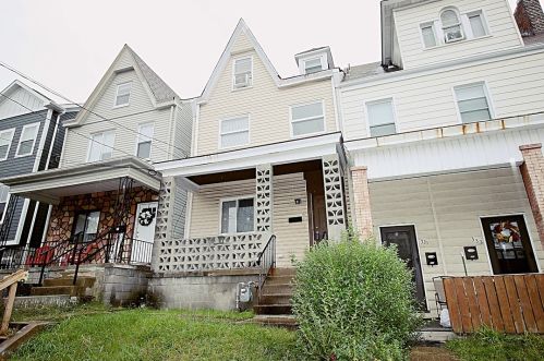 329 Augusta St, Pittsburgh PA  15211-1105 exterior