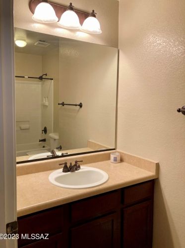 6392 Butte Stone Dr, Tucson AZ  85756-8473 exterior