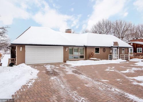 520 Glenbrook Ave, Saint Paul, MN 55128-6505