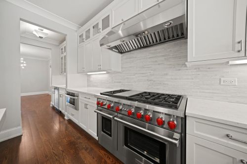 3417 Bell Ave, Chicago IL 60622-3033 exterior