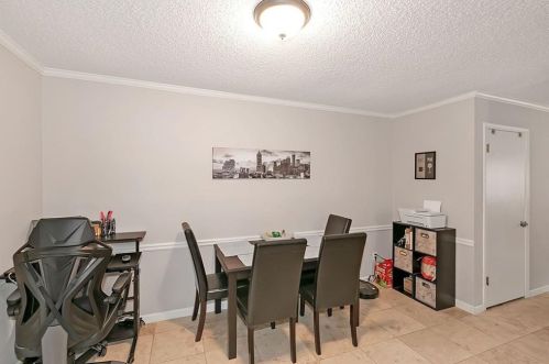 161 Lablanc Way, Atlanta GA  30327-1082 exterior