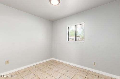 225 Columbia St, Tucson AZ  85714-2517 exterior