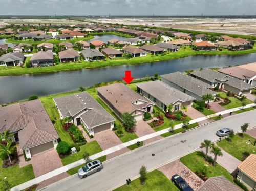 9516 Royal Poinciana Dr, Fort Pierce FL  34987-2506 exterior