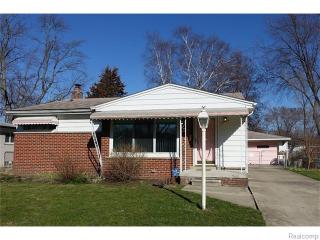 18710 Macarthur, Detroit MI  48240-1949 exterior