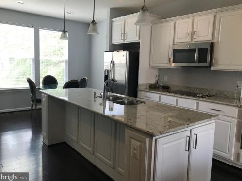 3611 Grant Pl, Washington DC  20019-1896 exterior