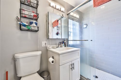 2335 Moffat St, Chicago IL 60647-4312 exterior