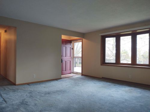 4211 Dodge St, Duluth MN 55804-1448 exterior