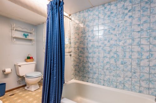 901 Lenox Ave, Waukegan IL 60085-7439 exterior