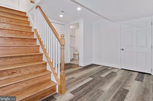 4608 Coachway Dr, Rockville MD  20852-2338 exterior