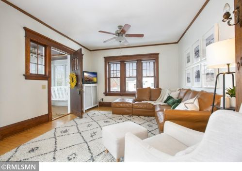 452 Hamline Ave, Saint Paul MN 55116-1616 exterior