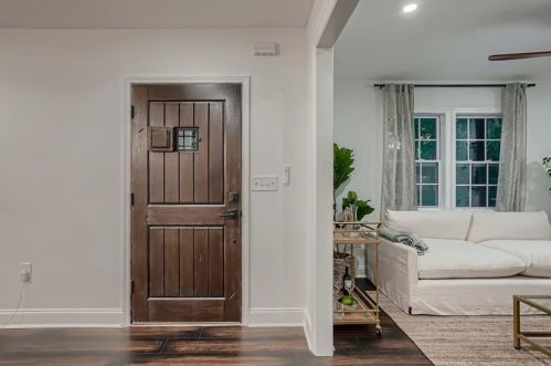 1415 Almont Dr, Atlanta GA 30310-3756 exterior