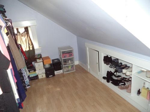 2265 Harrison Ave, Meskegon MI 49441-1325 exterior