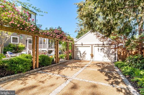 3416 17th St, Arlington, VA 22204-5002