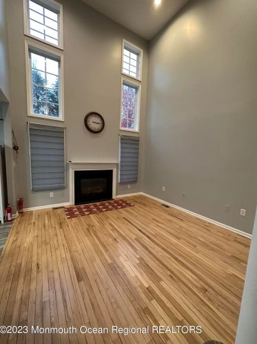 17 Ironwood Ct, Middletown NJ  07748-1909 exterior