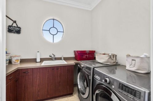 5811 Blue Bonnet Ct, Fort Pierce FL  34986-4186 exterior