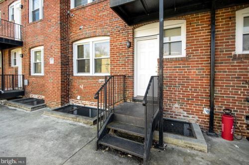 210 Orange St, Washington DC 20032-1737 exterior