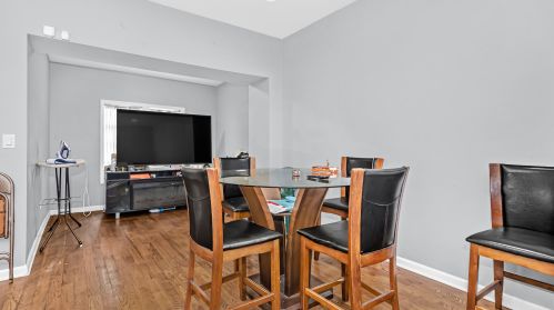 6628 Maryland Ave, Chicago IL  60637-4212 exterior