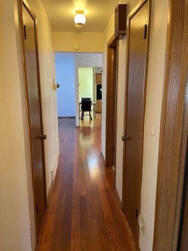 2025 Clayton Crst Ave, Milwaukee WI 53221-3732 exterior