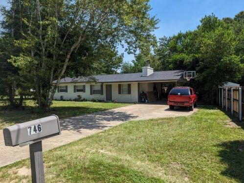 746 Shoemaker Dr, Defuniak Springs FL 32433-4042 exterior